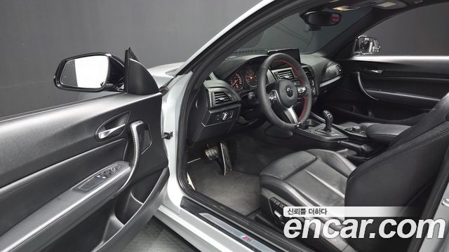 BMW 2 Series (F22) 220d M Sport Coupe 2014 — фото 10