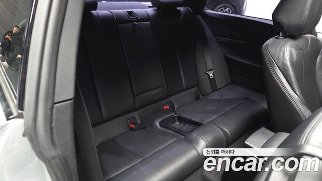 BMW 2 Series (F22) 220d M Sport Coupe 2014 — фото 16