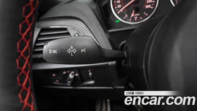 BMW 2 Series (F22) 220d M Sport Coupe 2014 — фото 35