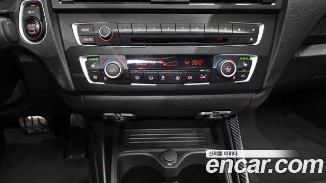 BMW 2 Series (F22) 220d M Sport Coupe 2014 — фото 39