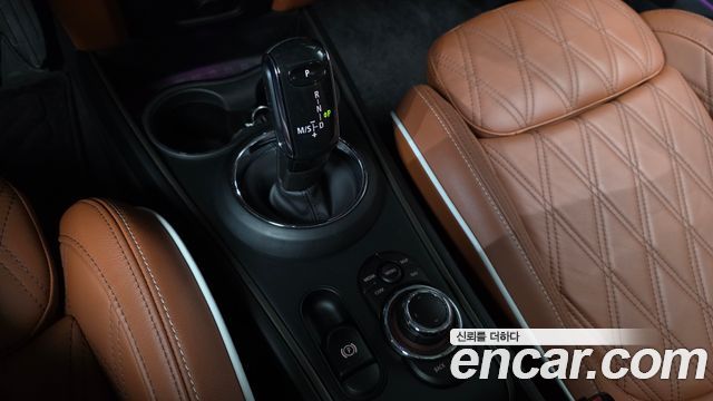 MINI Cooper S Countryman ALL4 Classic 2nd 2022 — фото 9
