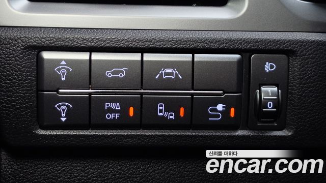 KG Mobility (SsangYong) Beautiful Korando Gasoline 1.5 4WD C5 Plus 2020 — фото 12