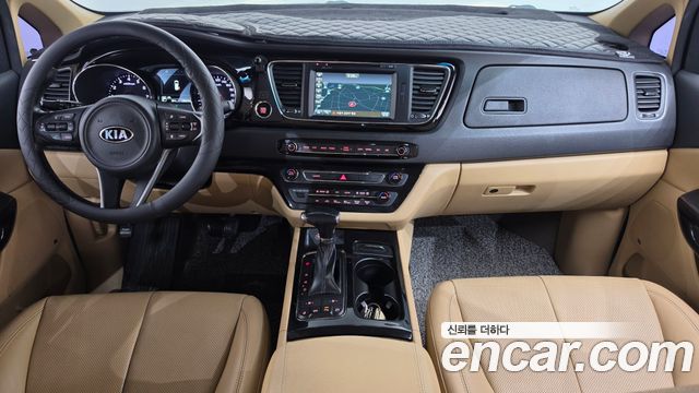 Kia Carnival Gasoline 7-seater Limousine President 2018 — фото 7