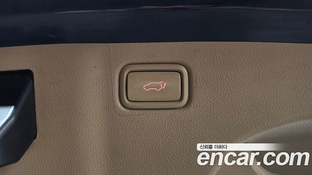 Kia Carnival Gasoline 7-seater Limousine President 2018 — фото 23