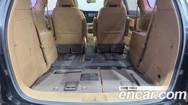 Kia Carnival Gasoline 7-seater Limousine President 2018 — фото 24