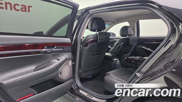 Genesis EQ900 5.0 GDI AWD Prestige 2018 — фото 16