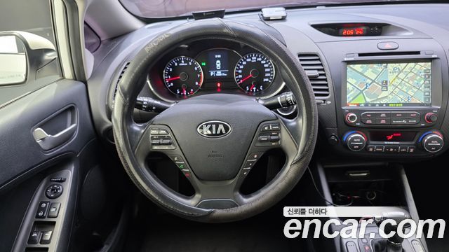 Kia K3 Trendy 2015 — фото 13