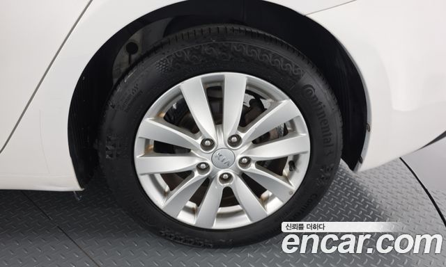 Kia K3 Trendy 2015 — фото 21