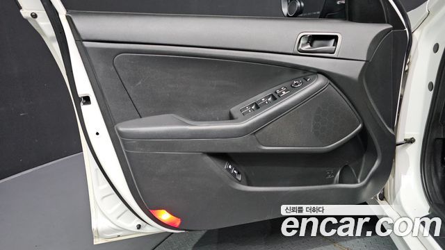 Kia K5 LPI Luxury 2014 — фото 24