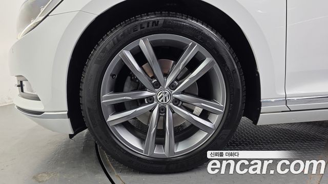 Volkswagen Passat GT (B8) 2.0 TDI Prestige 2018 — фото 5