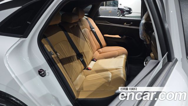 Kia K5 (III) 2.0 Signature 2020 — фото 11