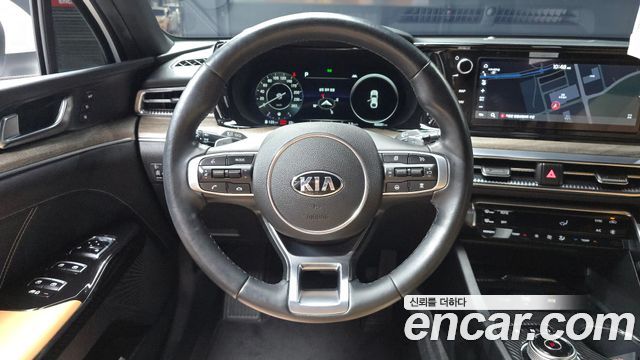 Kia K5 (III) 2.0 Signature 2020 — фото 13