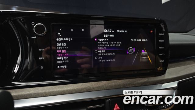 Kia K5 (III) 2.0 Signature 2020 — фото 16