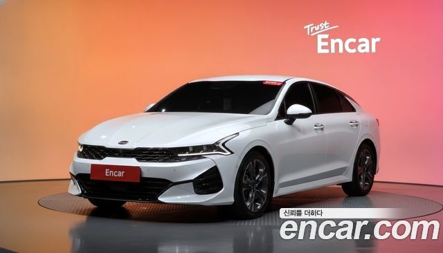 Kia K5 (III) 2.0 Signature