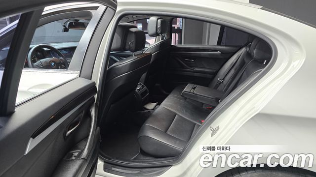 BMW 5 Series (F10) 528i 2012 — фото 12