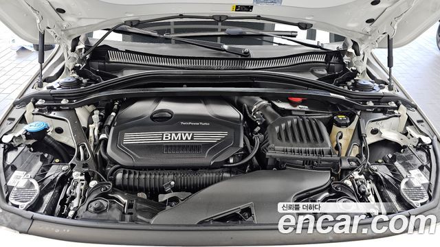 BMW 1 Series (F40) 120i Sports 2022 — фото 6