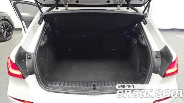 BMW 1 Series (F40) 120i Sports 2022 — фото 20