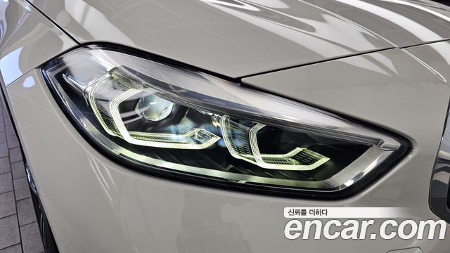 BMW 1 Series (F40) 120i Sports 2022 — фото 22