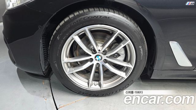 BMW 5 Series (G30) 520d M Sport package 2017 — фото 5