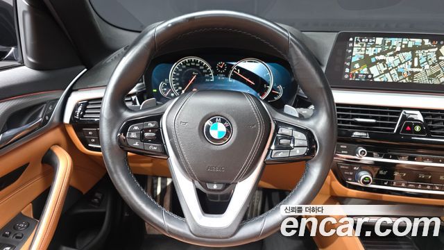 BMW 5 Series (G30) 520d M Sport package 2017 — фото 13