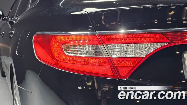 Hyundai Grandeur (HG) HG240 Modern 2014 — фото 23