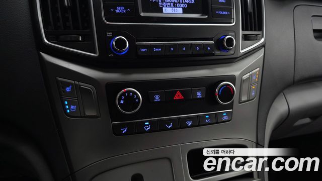 Hyundai Grand Starex 5-Seater VAN Modern 2017 — фото 15