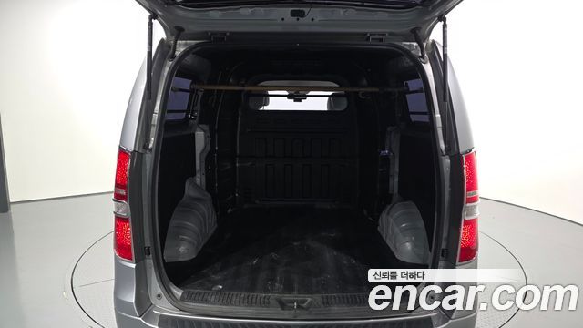 Hyundai Grand Starex 5-Seater VAN Modern 2017 — фото 30