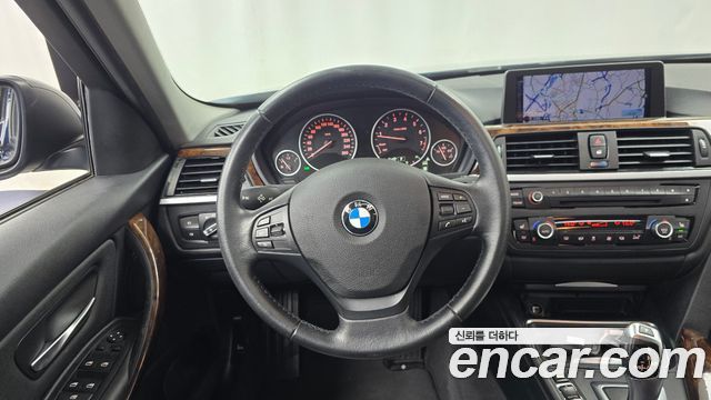 BMW 3 Series (F30) 320i 2013 — фото 17