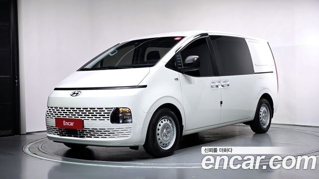 Hyundai Staria Cargo 5-Seater Smart 2022 — фото 1