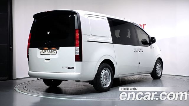 Hyundai Staria Cargo 5-Seater Smart 2022 — фото 2