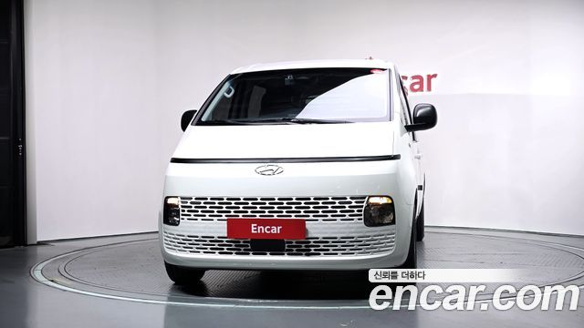 Hyundai Staria Cargo 5-Seater Smart 2022 — фото 3
