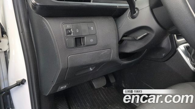 Hyundai Staria Cargo 5-Seater Smart 2022 — фото 22