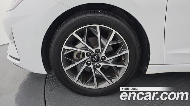 Hyundai Avante (AD) 1.6 Smart Choice 2020 — фото 5