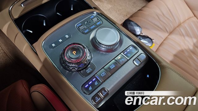 Genesis G90 (RS4) Gasoline 3.5 Turbo e-S/C AWD 2025 — фото 9
