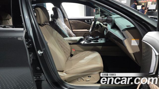Kia K8 Hybrid Signature Special 2023 — фото 12