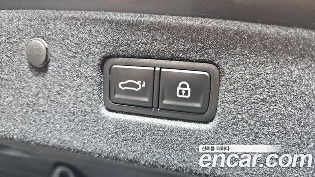 Kia K8 Hybrid Signature Special 2023 — фото 20