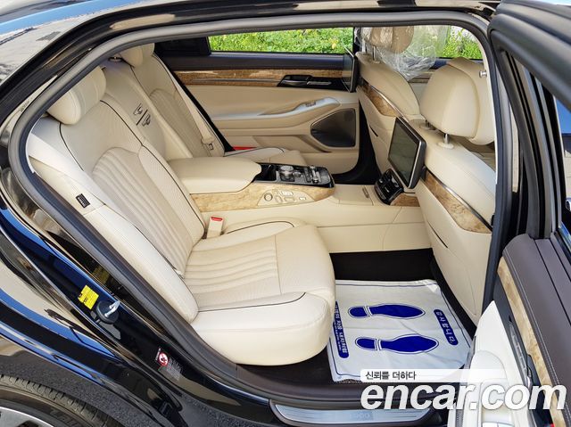 Genesis EQ900 3.8 GDI AWD Prestige 2018 — фото 5