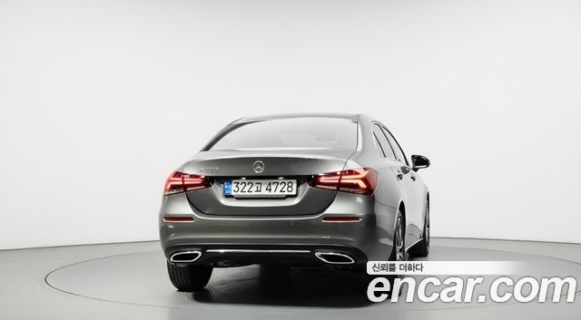 Mercedes-Benz A-Class (W177) A220 Sedan 2022 — фото 4