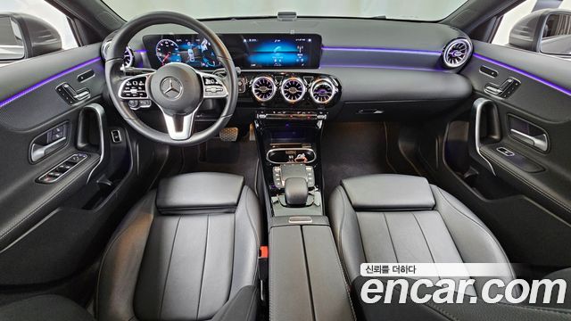 Mercedes-Benz A-Class (W177) A220 Sedan 2022 — фото 7
