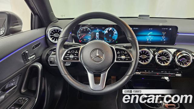 Mercedes-Benz A-Class (W177) A220 Sedan 2022 — фото 17