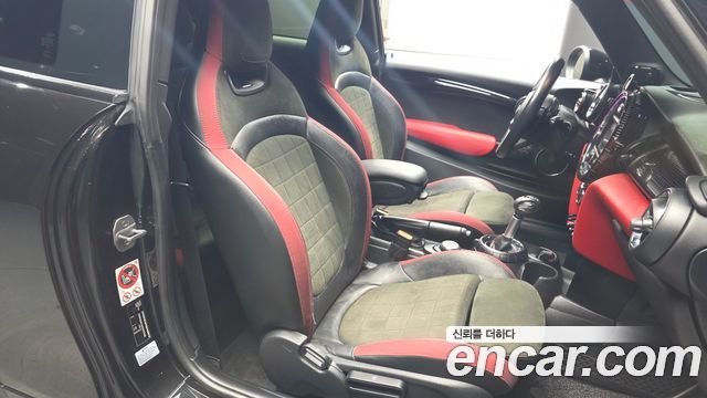 MINI Cooper S JCW 3rd Generation 2017 — фото 11