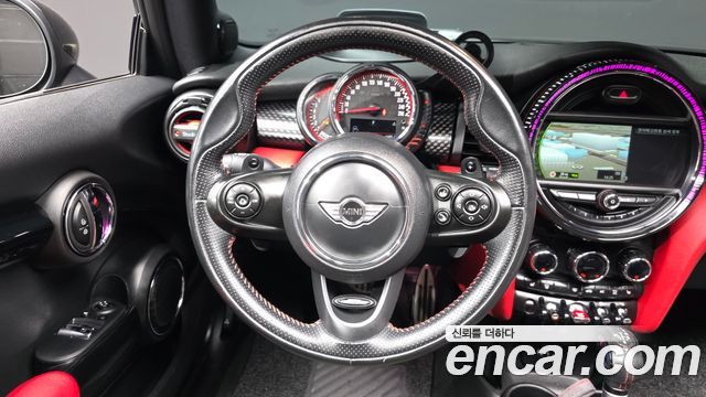 MINI Cooper S JCW 3rd Generation 2017 — фото 12