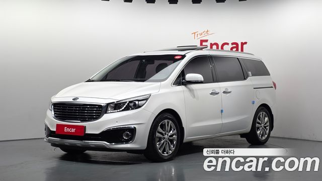 Kia Carnival 9-seater Prestige