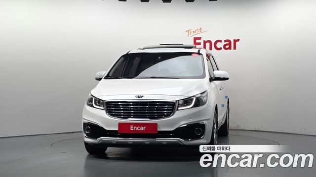 Kia Carnival 9-seater Prestige 2016 — фото 3