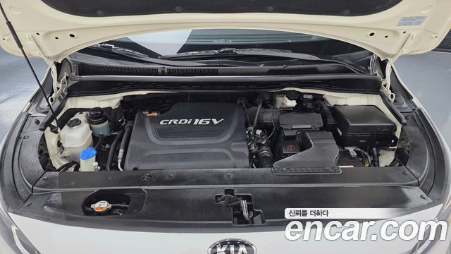 Kia Carnival 9-seater Prestige 2016 — фото 6