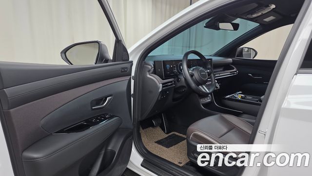 Hyundai Tucson (NX4) Gasoline 1.6 Turbo 2WD Inspiration 2025 — фото 10