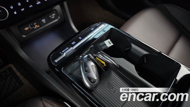 Hyundai Tucson (NX4) Gasoline 1.6 Turbo 2WD Inspiration 2025 — фото 17