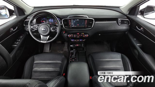 Kia Sorento Diesel 2.0 2WD Noblesse 2016 — фото 7