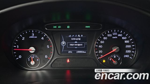Kia Sorento Diesel 2.0 2WD Noblesse 2016 — фото 8