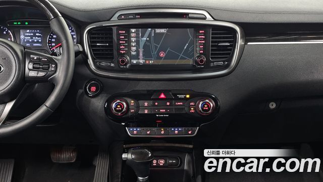 Kia Sorento Diesel 2.0 2WD Noblesse 2016 — фото 14